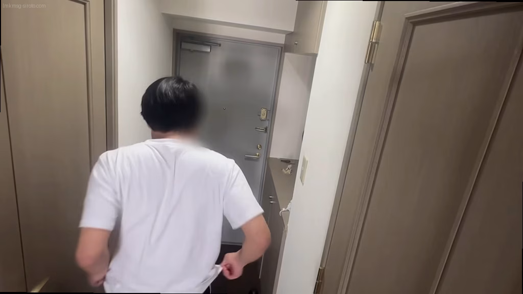 シーン2：オイルの滴りと共に始まるエステ 2