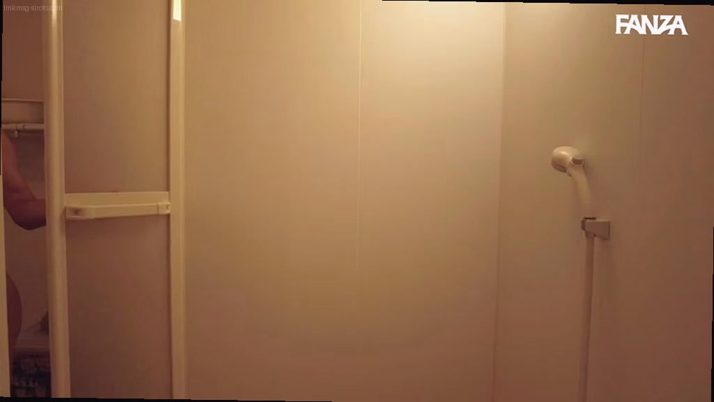 シーン3:騎乗位で腰を振る 5