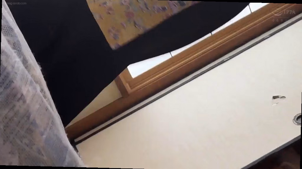 シーン5：客室での禁断の行為 9