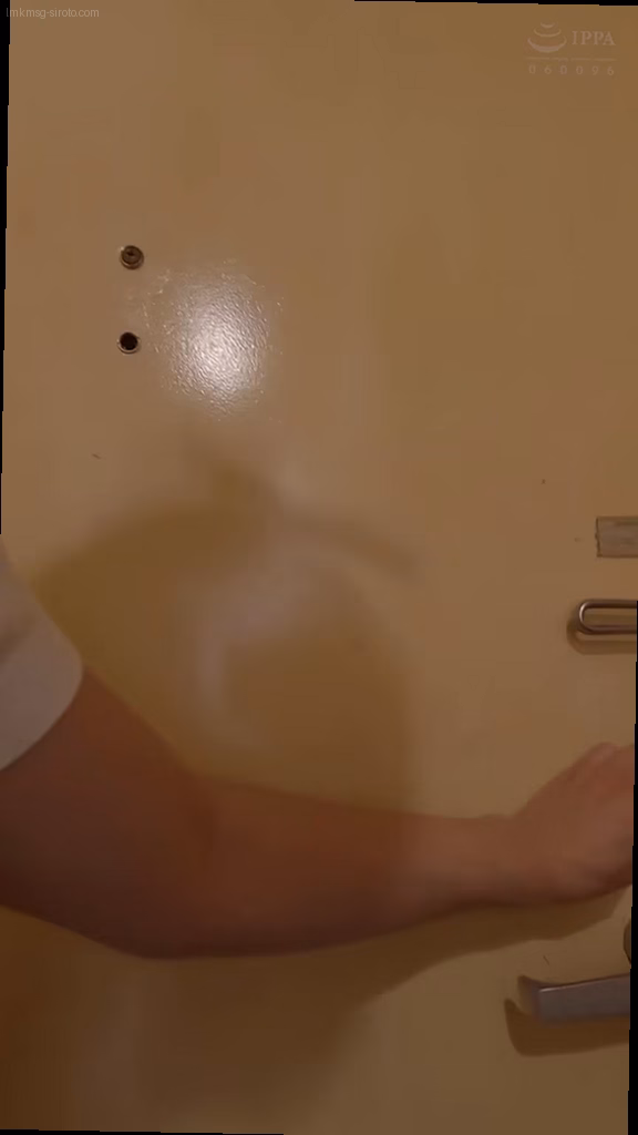 シーン1：ベビーマッサージの下準備 2