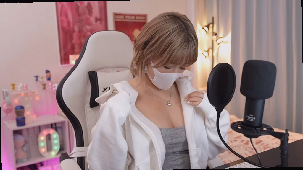 シーン4：無料枠の限界を超える過激さ 9