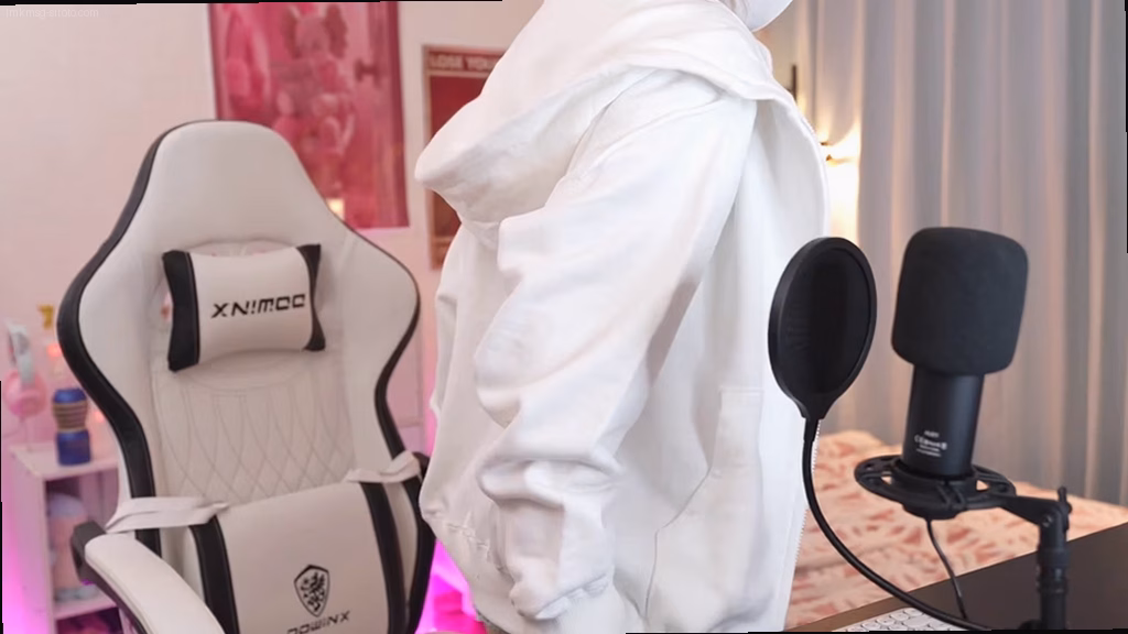 シーン2：生ハメ配信のリアルさ 3