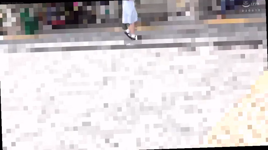 シーン3：ベッドでの激しいピストン 5